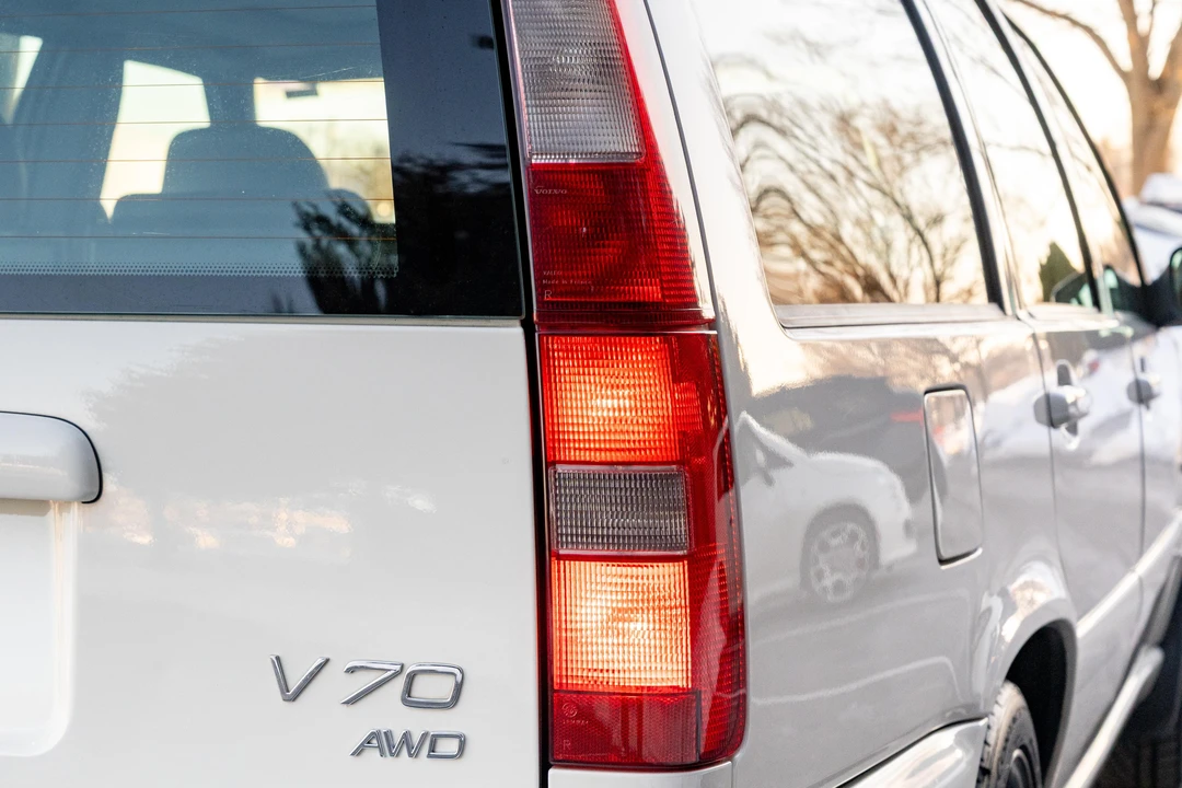 1998 Volvo V70 XC 1st Gen - Image 27 of 31