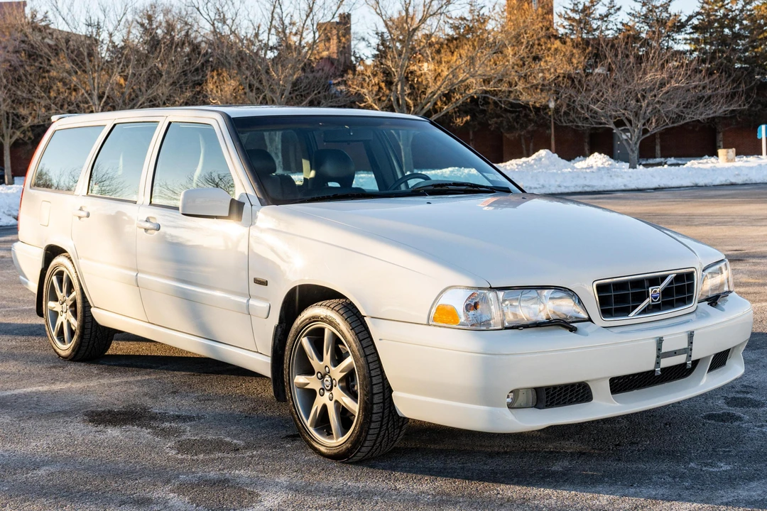 1998 Volvo V70 XC 1st Gen - Image 19 of 31