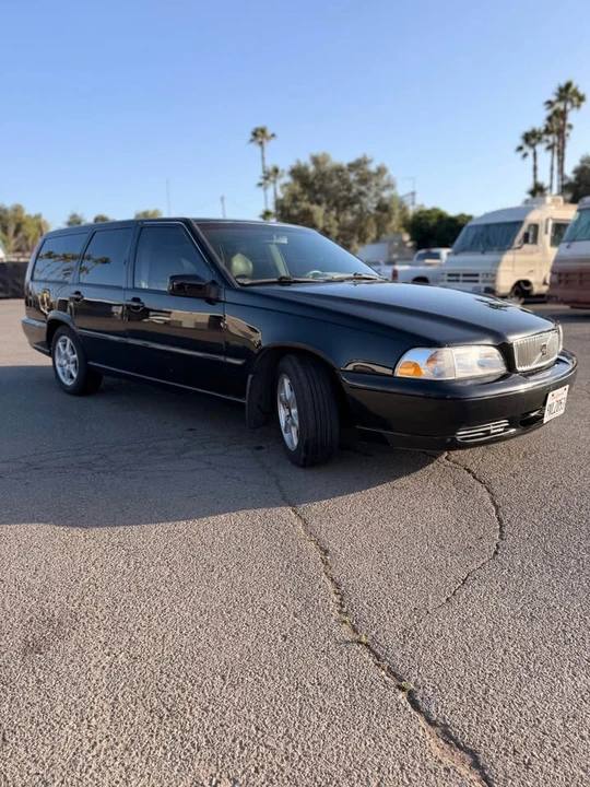 1998 Volvo V70 1st Gen - Image 4 of 9
