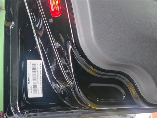 1998 Volvo V70 R 2nd Gen - Image 11 of 21