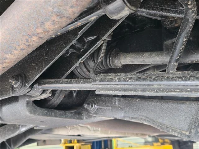 1998 Volvo V70 R 2nd Gen - Image 9 of 21