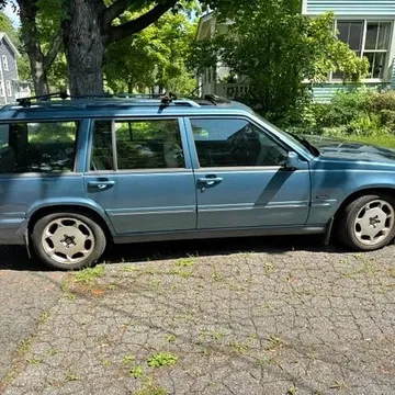 1998 Volvo V90 Wagon