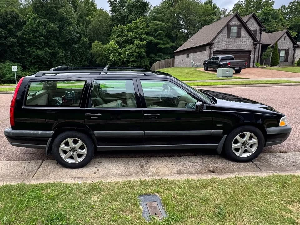 1998 Volvo V70 XC 1st Gen - Image 3 of 6