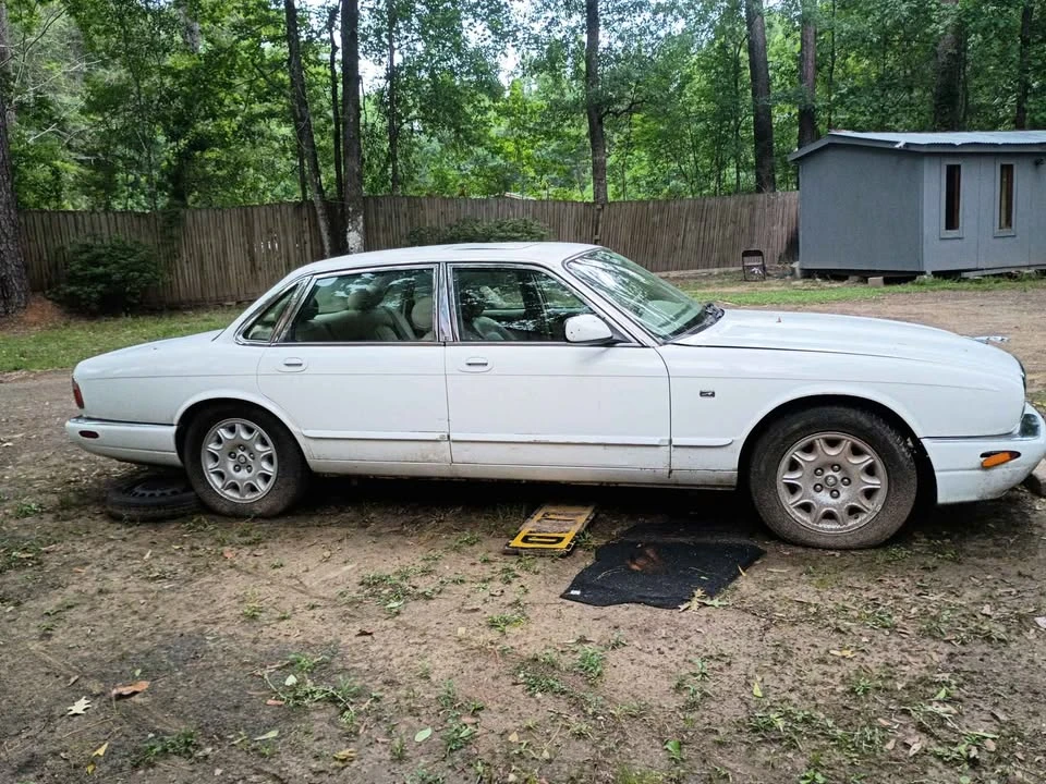 1998 Jaguar X308 XJ - Image 7 of 10