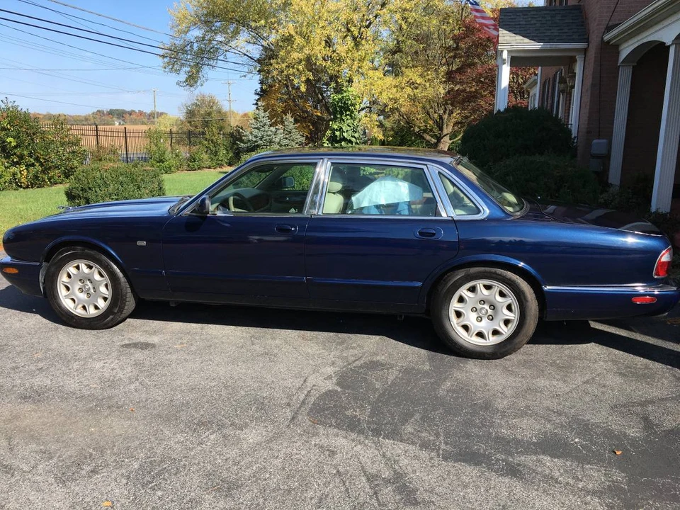 1998 Jaguar X308 XJ - Image 3 of 9