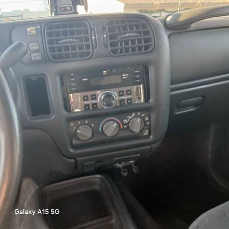 1998 Chevrolet Blazer - Image 3 of 9