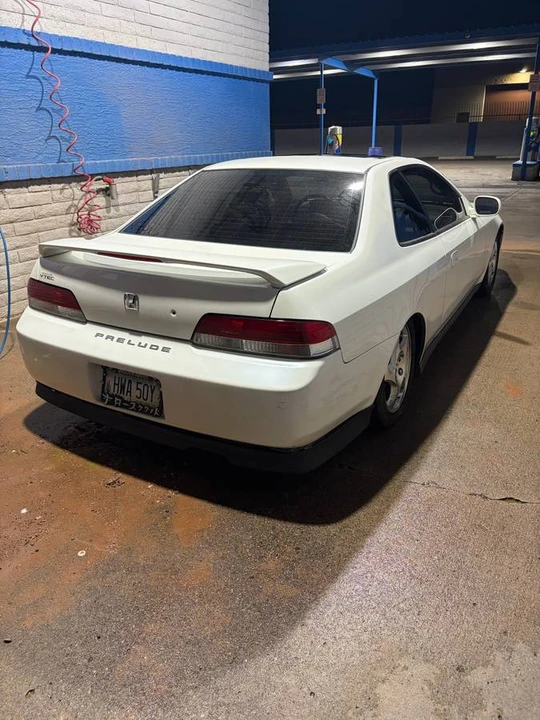 1998 Honda Prelude 5th Gen - Image 4 of 17