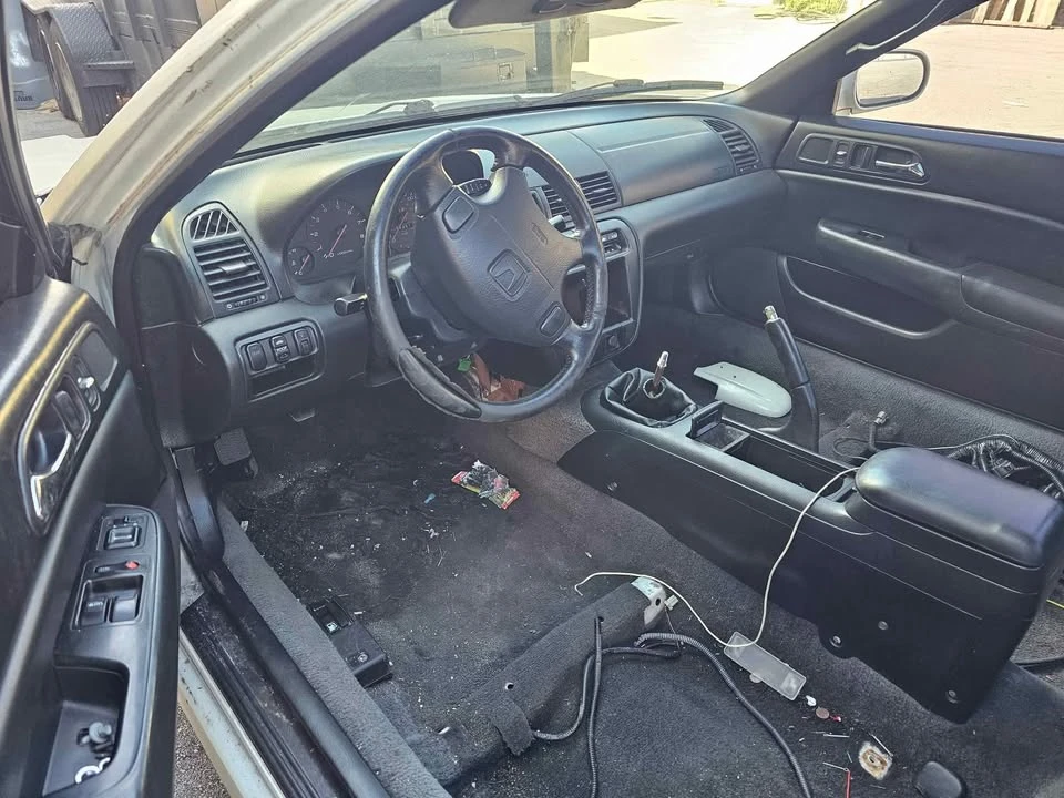 1998 Honda Prelude 5th Gen - Image 5 of 8