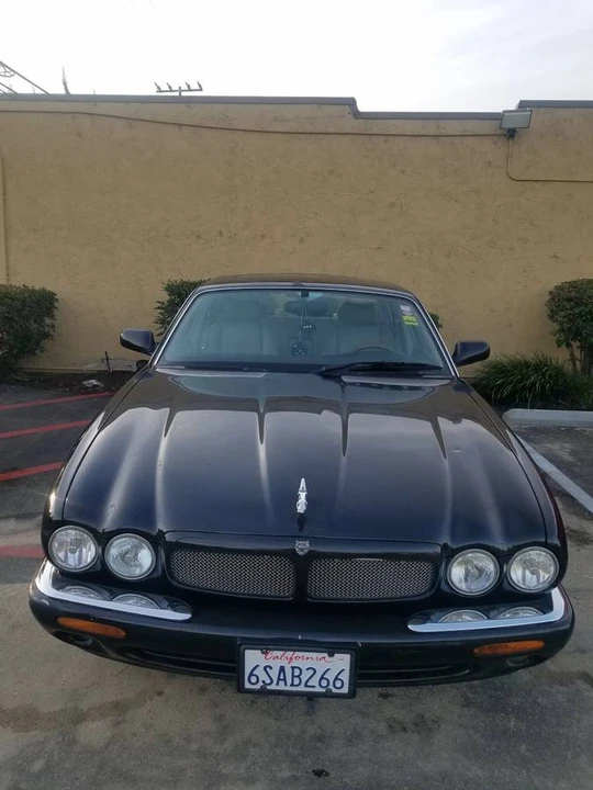 1998 Jaguar X308 XJR - Image 2 of 24