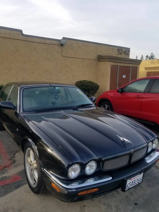 1998 Jaguar X308 XJR - Image 3 of 24