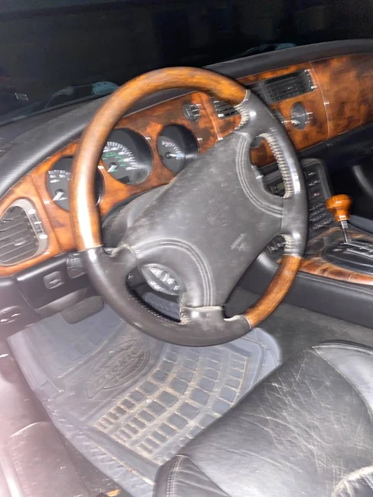1998 Jaguar X100 XK8 - Image 6 of 8