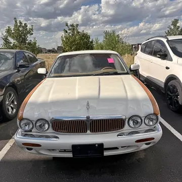 1998 Jaguar XJ8 V8
