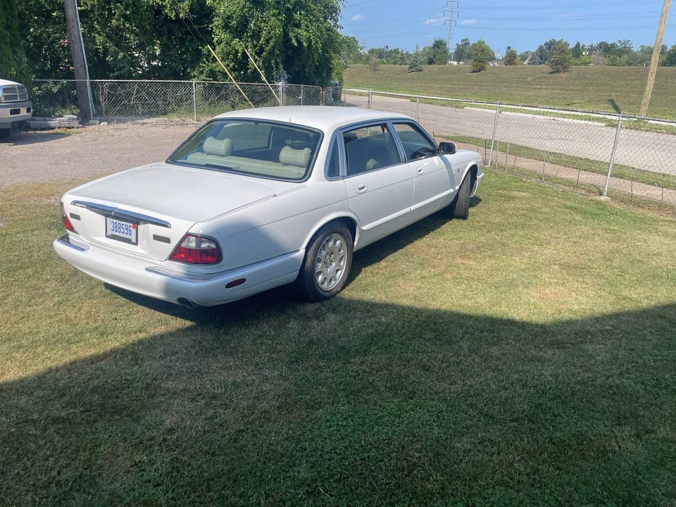 1998 Jaguar X308 XJ - Image 3 of 3