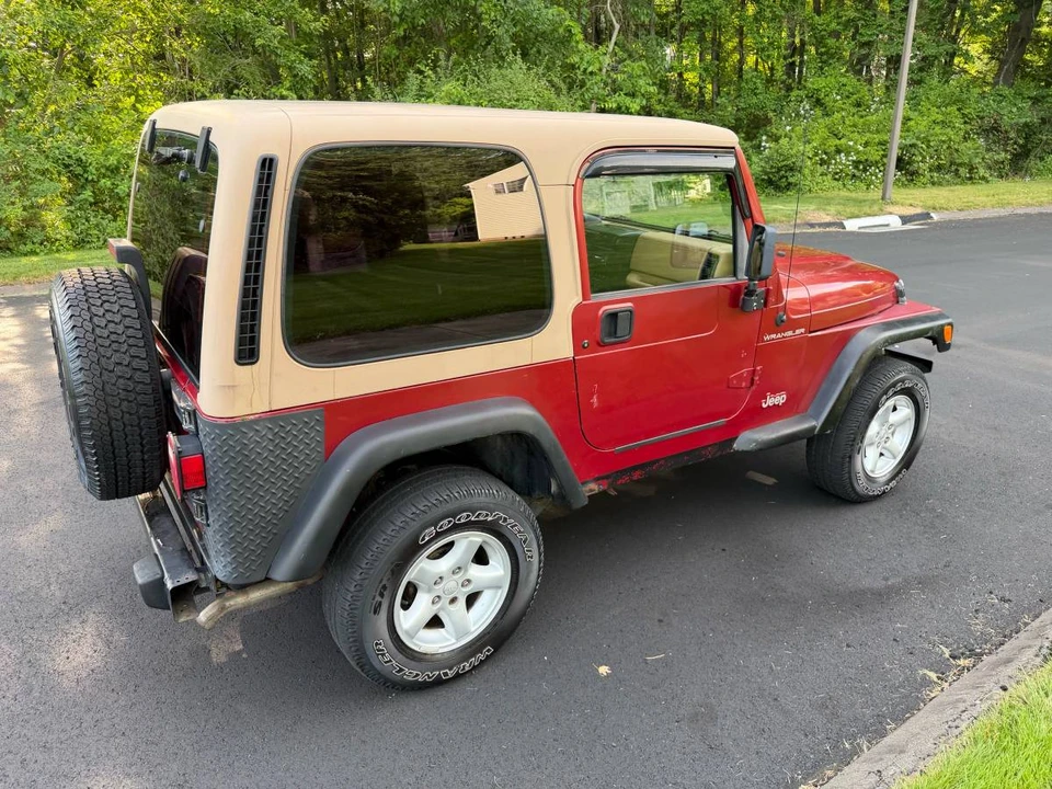 1998 Jeep TJ Wrangler - Image 2 of 10