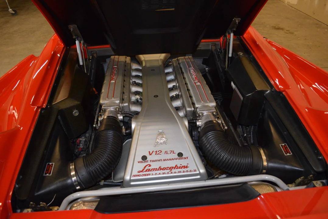 1998 Lamborghini Diablo VT - Image 9 of 13