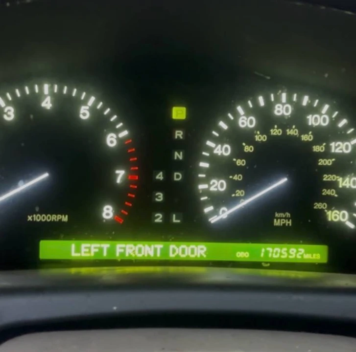 1998 Lexus LS 2nd Gen - Image 8 of 8