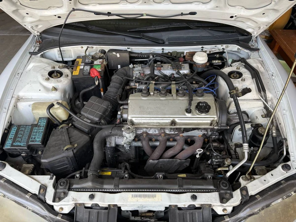 1998 Mitsubishi Eclipse 2nd Gen - Image 9 of 24