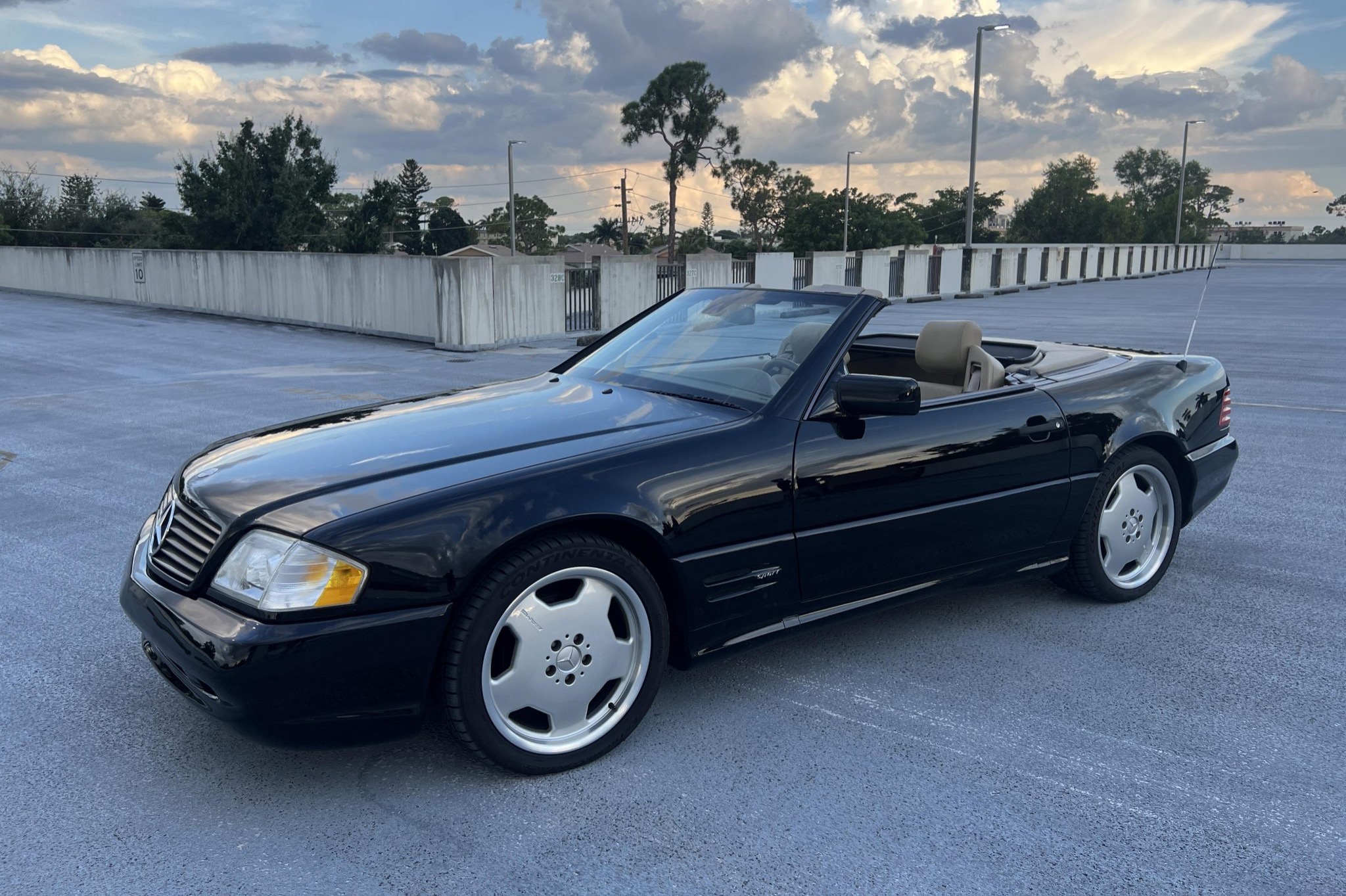 1998 Mercedes-Benz SL500