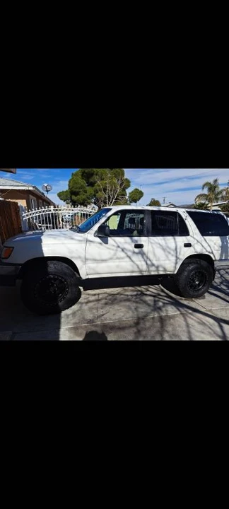 1999 Toyota 4Runner 3rd Gen - Image 4 of 4