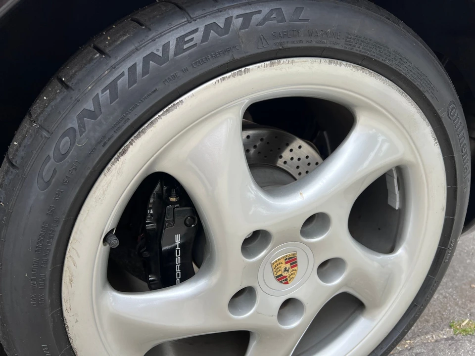 1999 Porsche 996 Carrera - Image 9 of 31
