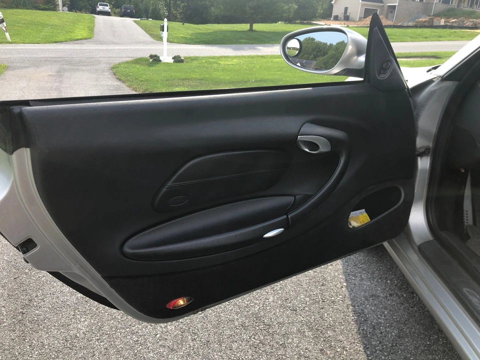 1999 Porsche 996 Carrera - Image 9 of 16