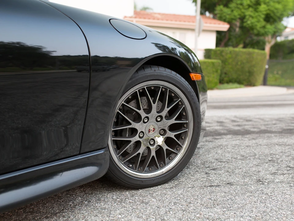 1999 Porsche 996 Carrera - Image 11 of 22