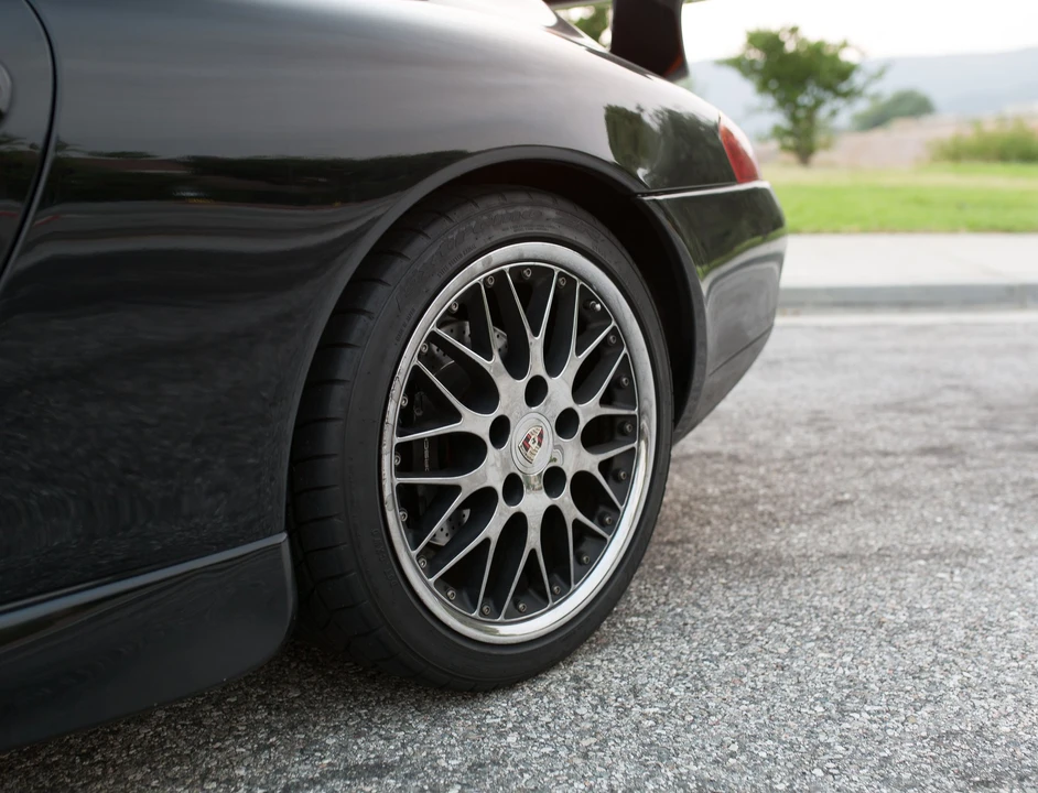 1999 Porsche 996 Carrera - Image 17 of 22