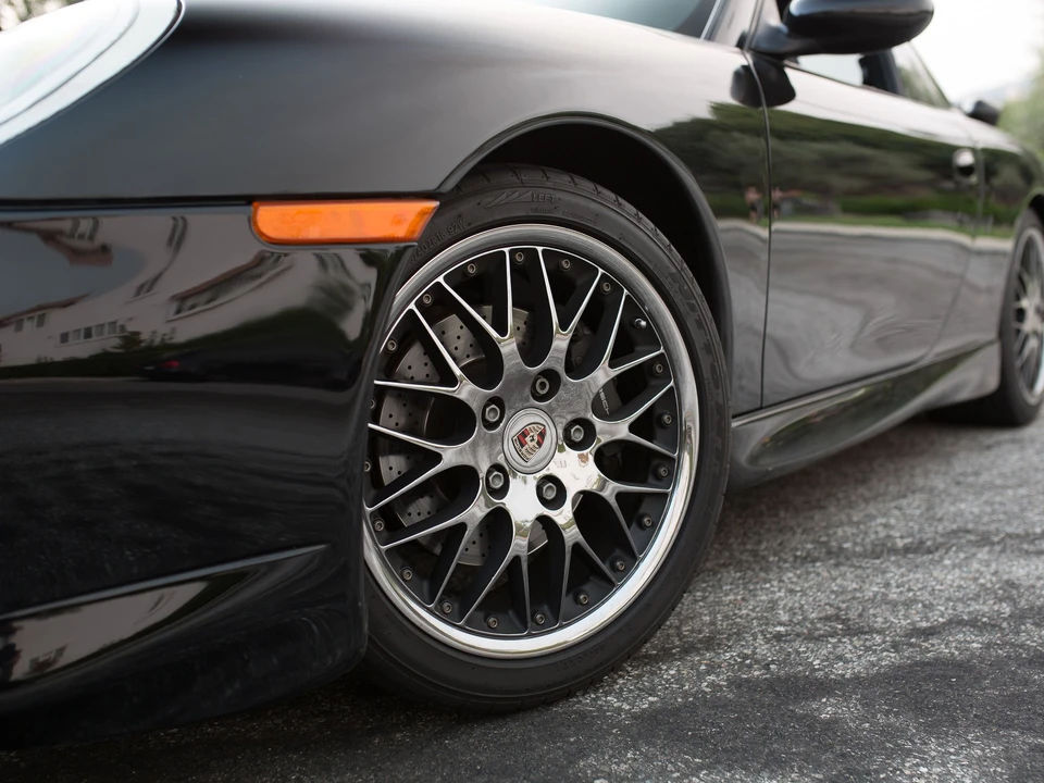 1999 Porsche 996 Carrera - Image 18 of 22
