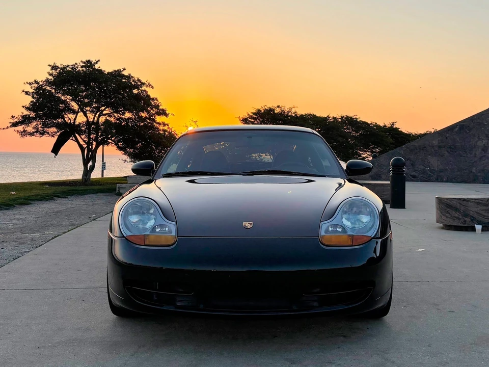 1999 Porsche 996 Carrera - Image 10 of 31