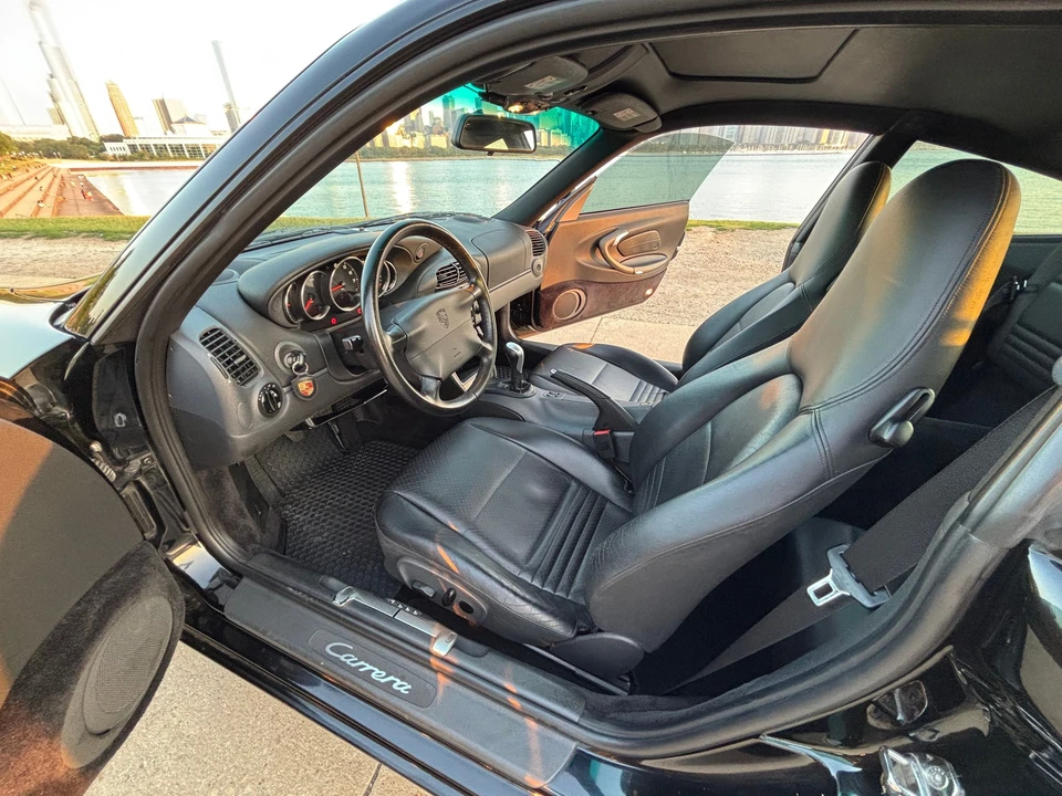 1999 Porsche 996 Carrera - Image 13 of 31