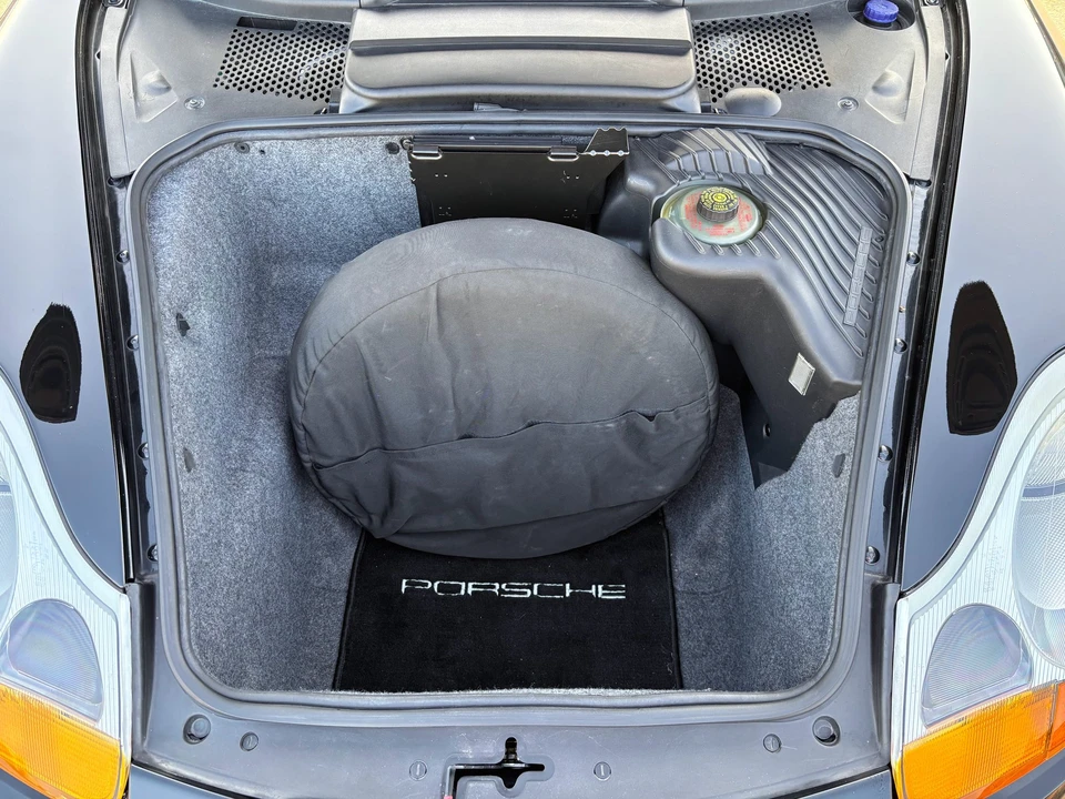 1999 Porsche 996 Carrera - Image 24 of 31