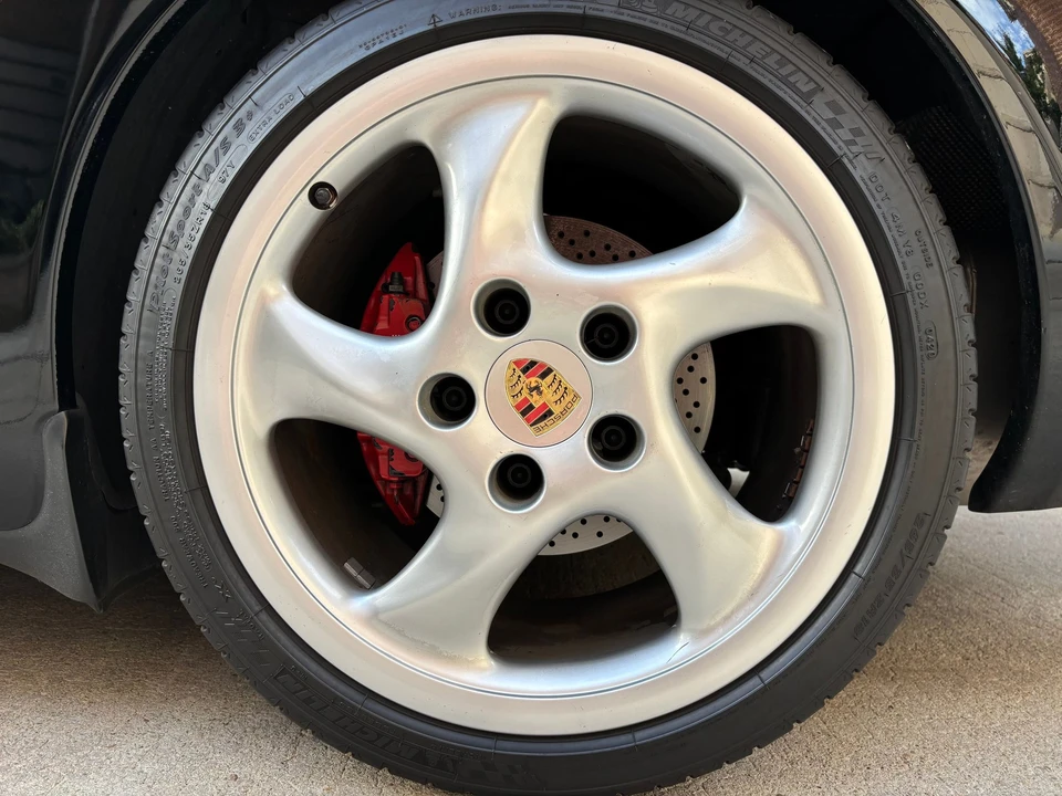1999 Porsche 996 Carrera - Image 19 of 31