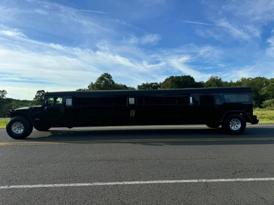 1999 AM General Hummer - Image 2 of 16