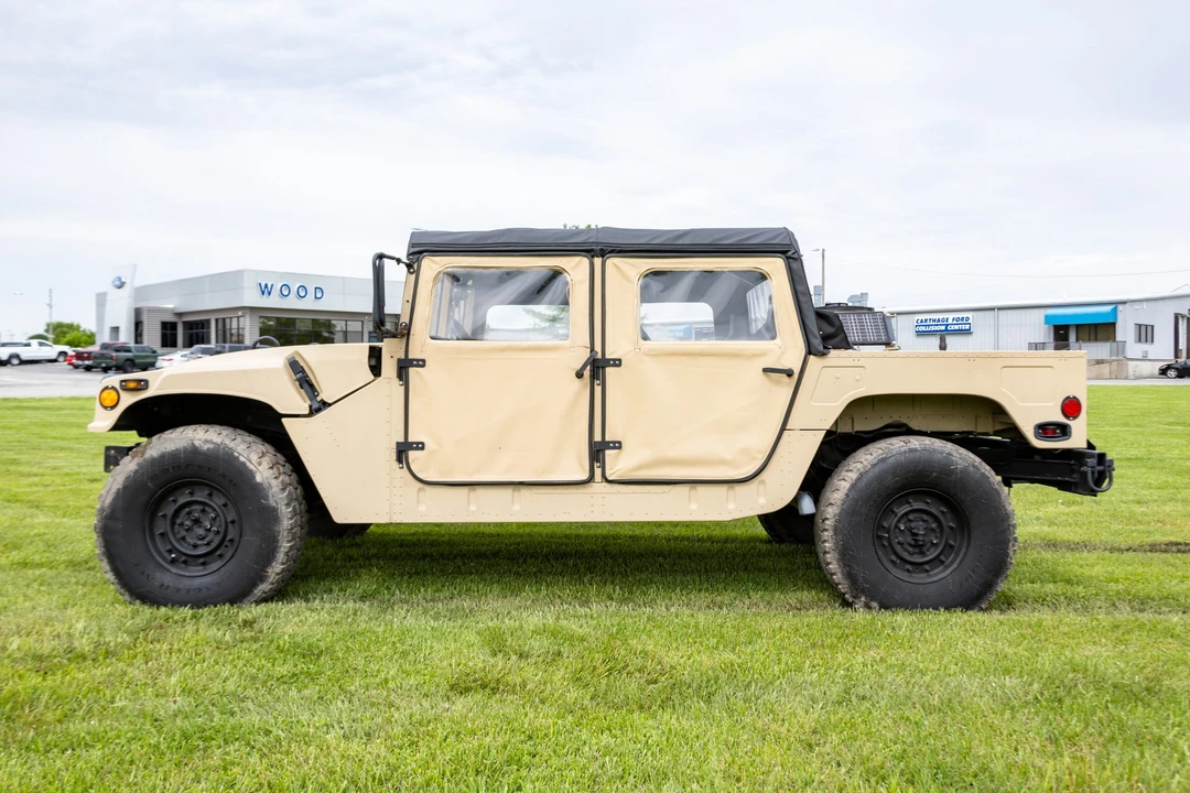 1999 Hummer HMMWV - Image 8 of 31
