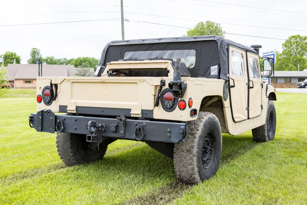 1999 Hummer HMMWV - Image 5 of 31