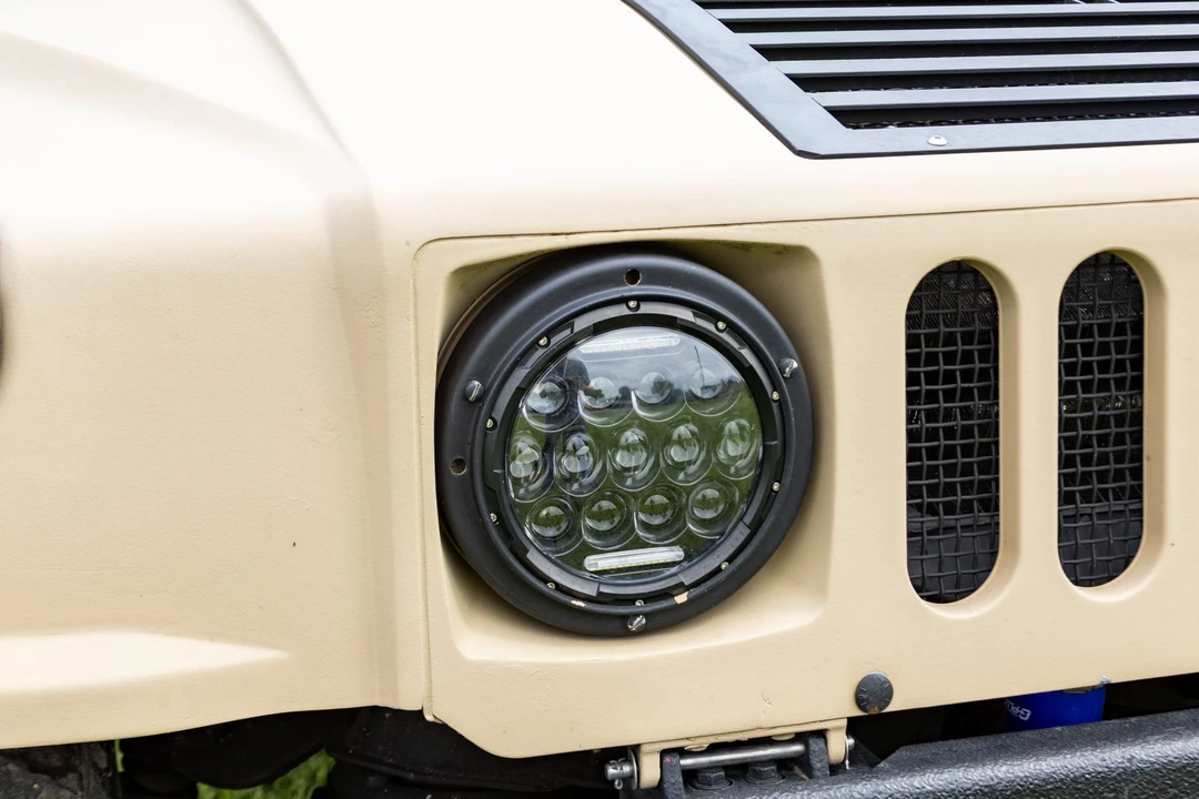 1999 Hummer HMMWV - Image 11 of 31