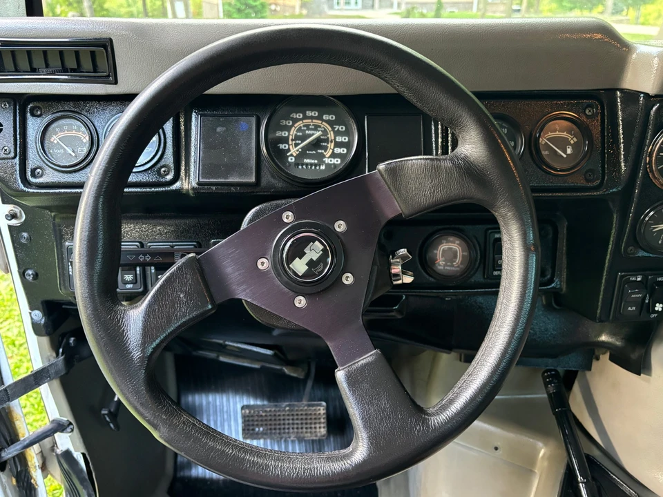 1999 Hummer Hummer H1 - Image 26 of 31