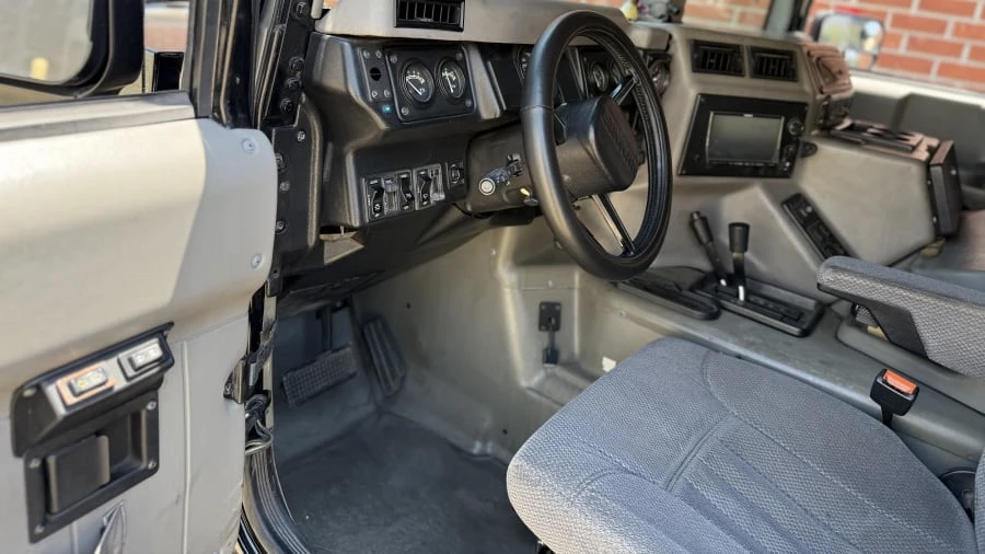 1999 AM General Hummer - Image 27 of 31