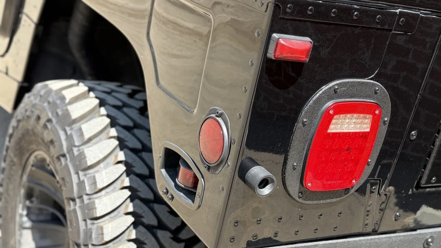 1999 AM General Hummer - Image 16 of 31