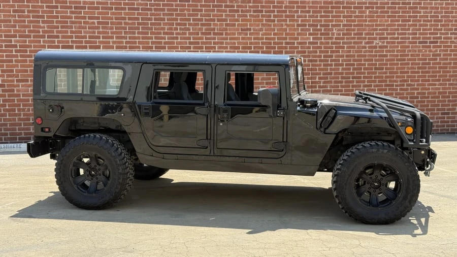 1999 AM General Hummer - Image 2 of 31