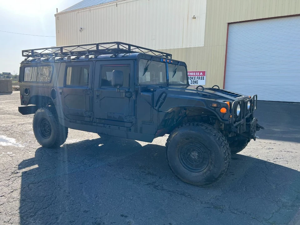 1999 Hummer Hummer H1 - Image 2 of 31