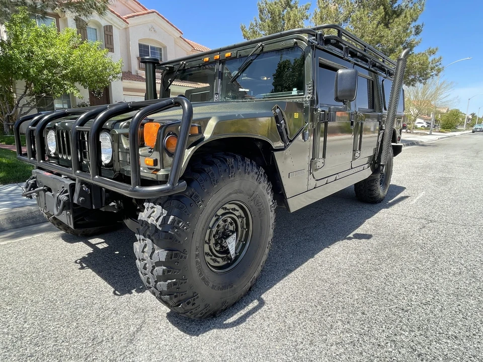 1999 Hummer Hummer H1 - Image 2 of 31