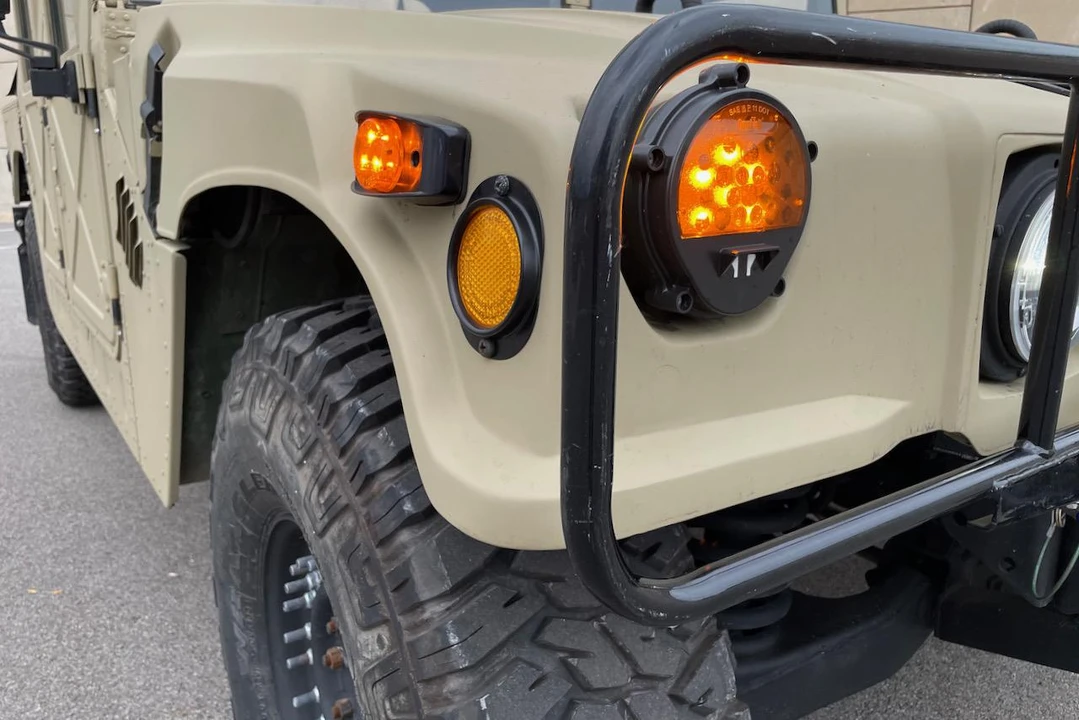 1999 AM General Hummer - Image 17 of 31