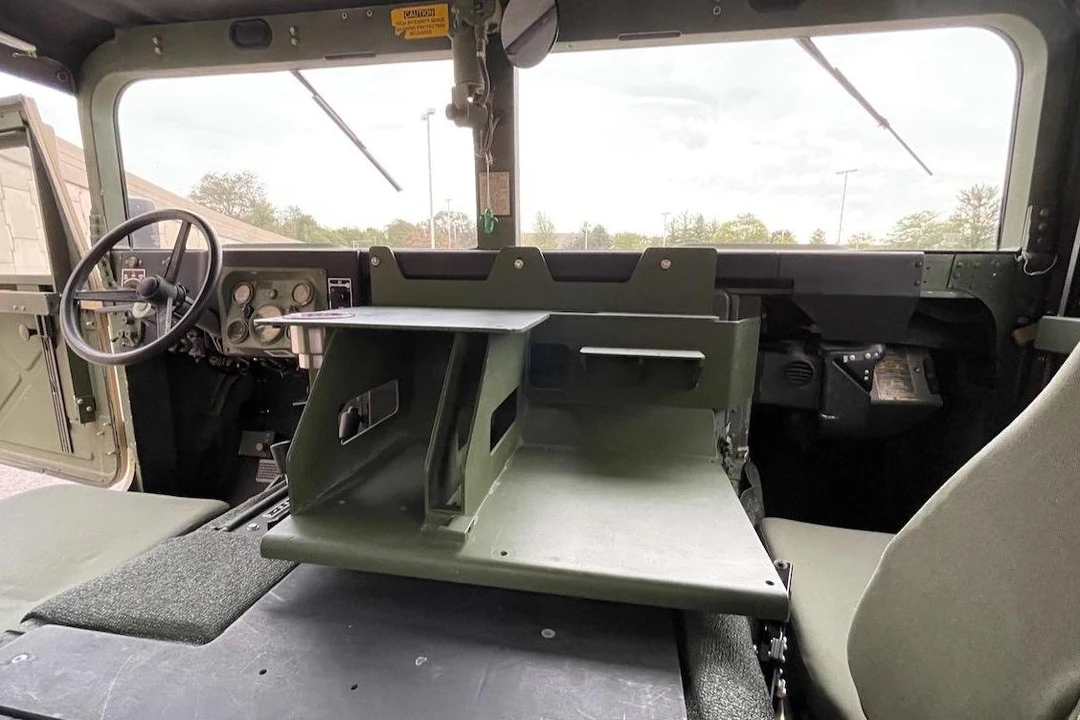 1999 AM General Hummer - Image 27 of 31