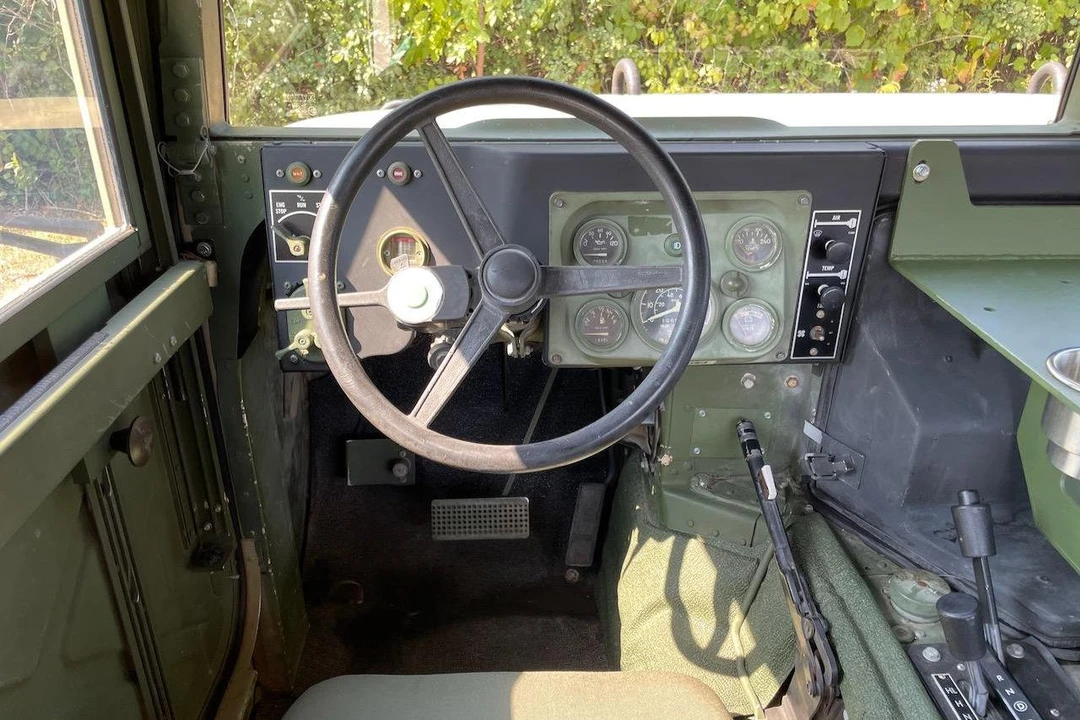 1999 AM General Hummer - Image 26 of 31