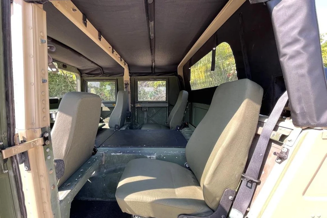 1999 AM General Hummer - Image 28 of 31