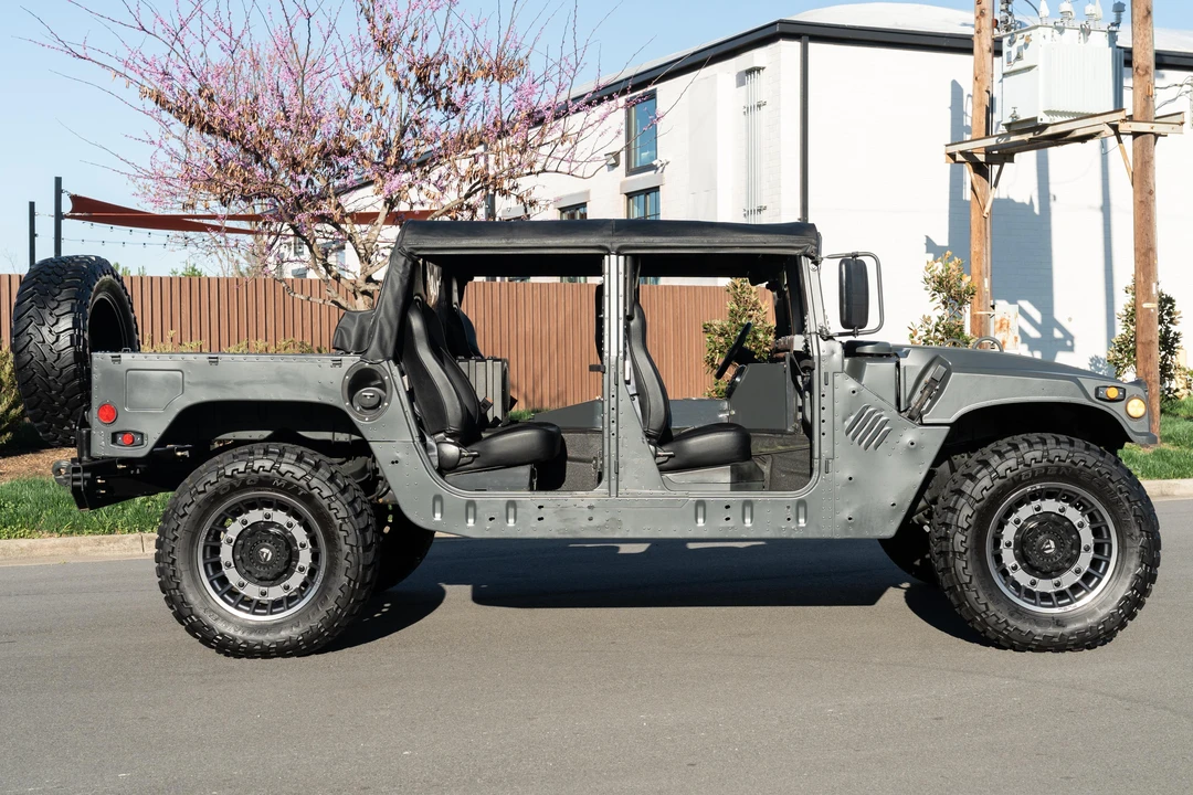 1999 AM General Hummer - Image 14 of 31