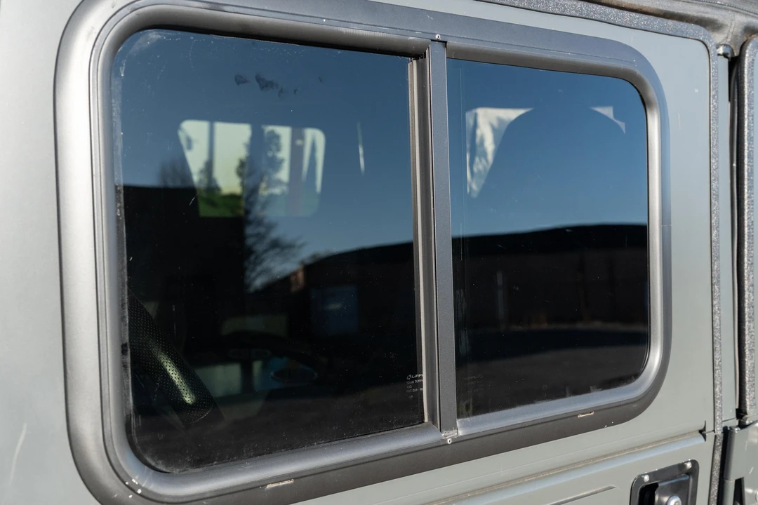 1999 AM General Hummer - Image 30 of 31
