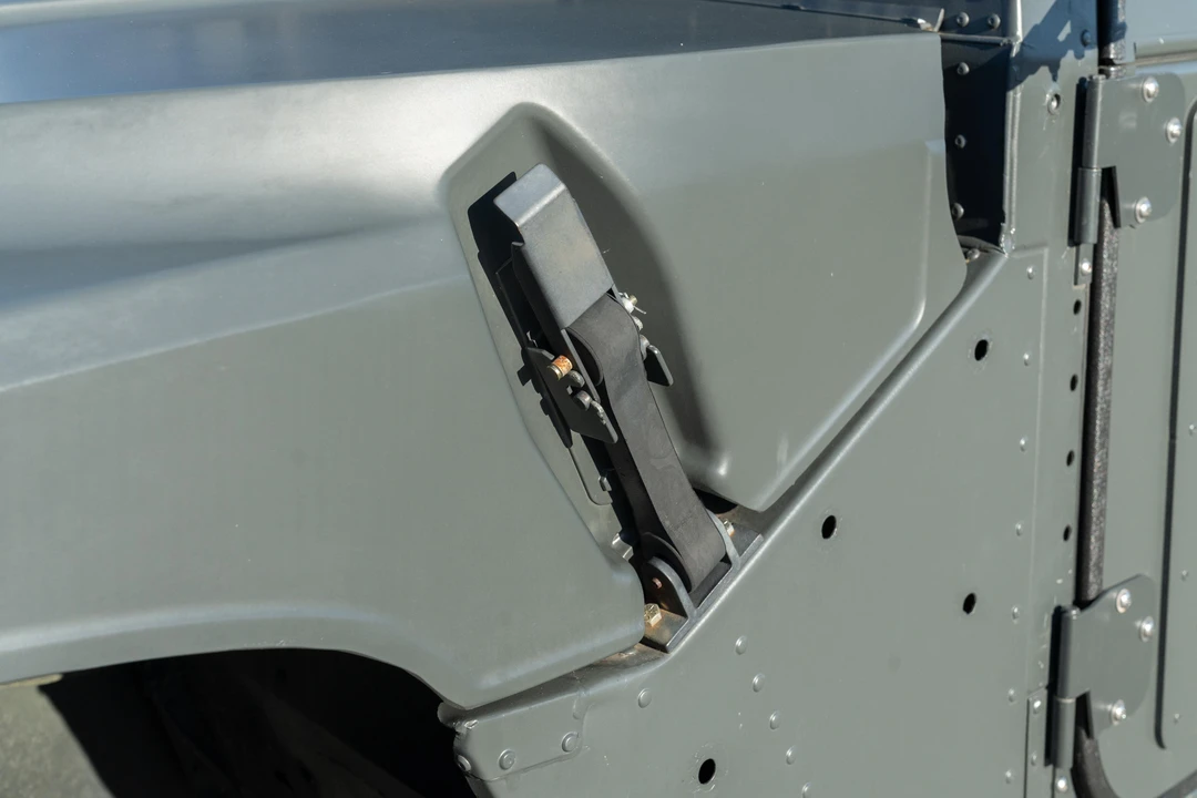1999 AM General Hummer - Image 24 of 31