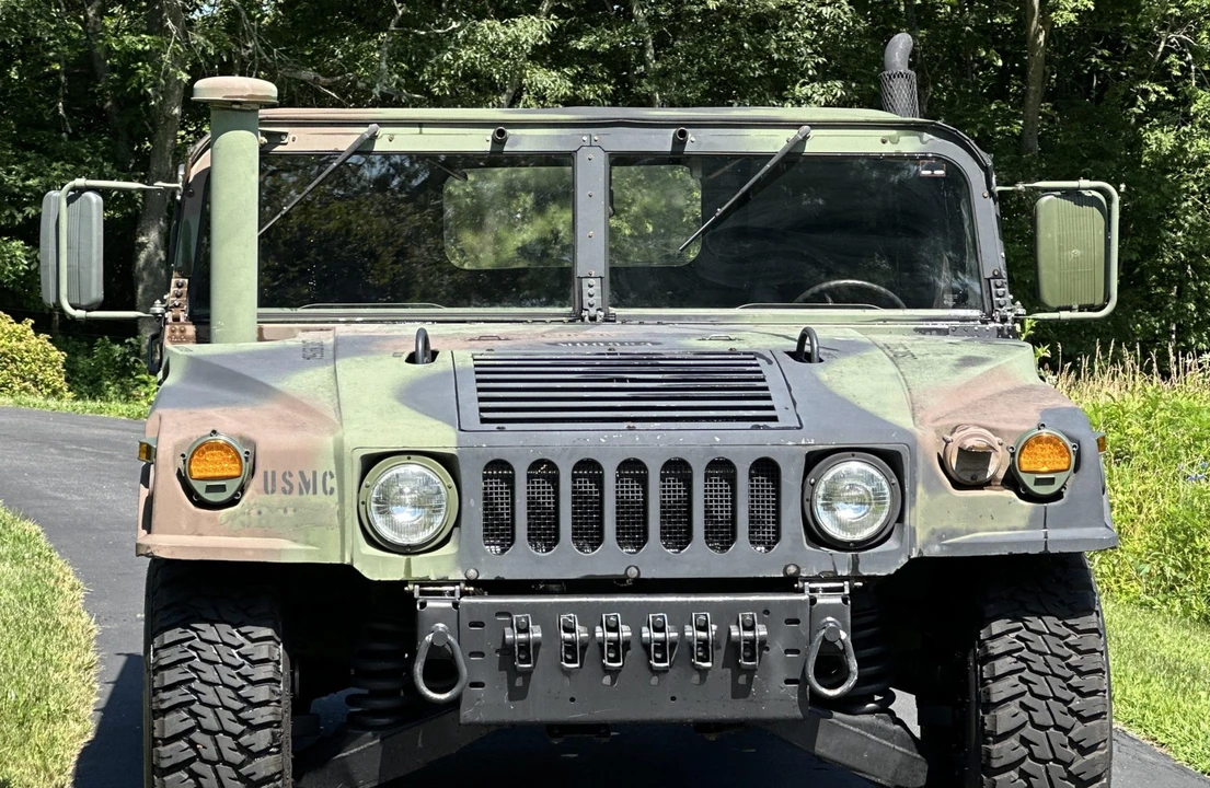 1999 Hummer HMMWV - Image 3 of 31